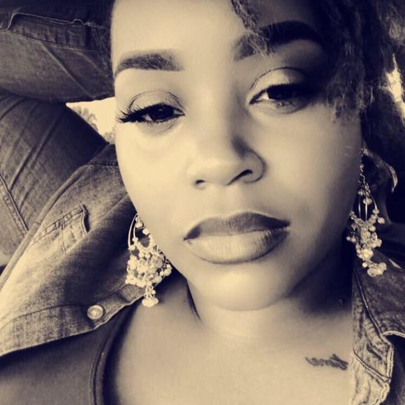 Meet your Posher, Adrianne - Picture 1 of 1